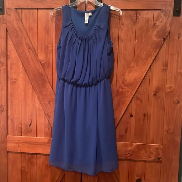 emma and michele blue dress Blue Ghost Apparition
